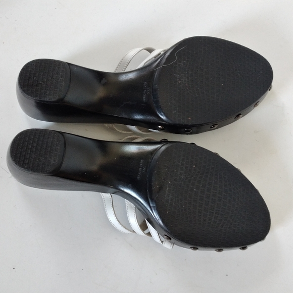 Stuart Weitzman mules white sz 9M - Picture 6 of 8